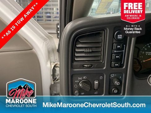 Used 2004 Chevrolet Tahoe Z71 w/ Z71 Preferred Equipment Group image 10