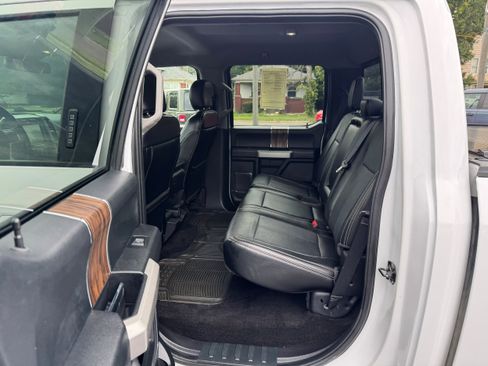 Used 2018 Ford F150 Lariat AWD/4WD image 12