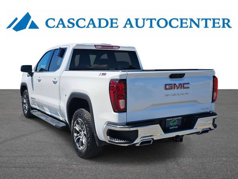 Certified 2023 GMC Sierra 1500 SLE w/ X31 Off-Road Package AWD/4WD image 5