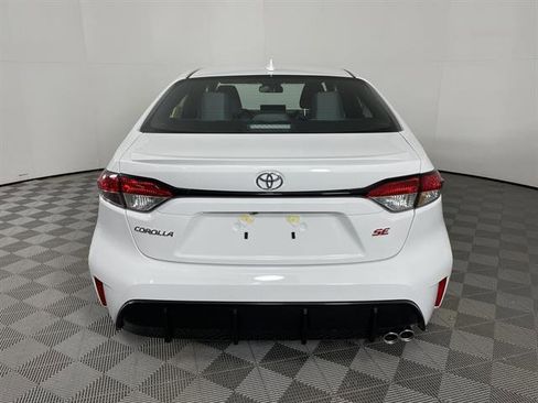 New 2026 Toyota Corolla SE image 6