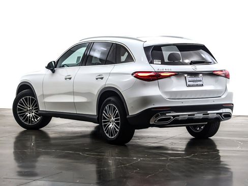 New 2026 Mercedes-Benz GLC 300 image 12