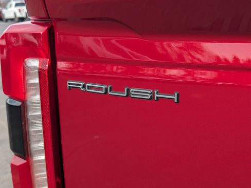 New 2026 Ford F250 Lariat w/ Black Appearance Package image 28