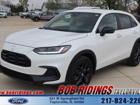 Used 2025 Honda HR-V Sport image 1