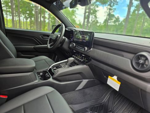 New 2026 Chevrolet Colorado W/T w/ WT Custom Package RWD image 24