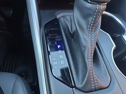 Certified 2022 Toyota Highlander XLE image 29