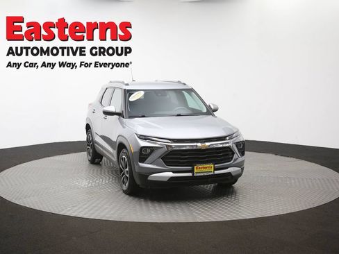 Used 2024 Chevrolet TrailBlazer LT FWD image 49