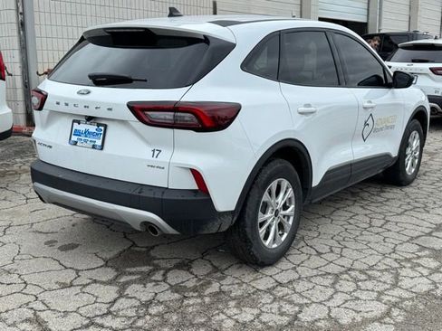 Used 2026 Ford Escape Active AWD/4WD image 5