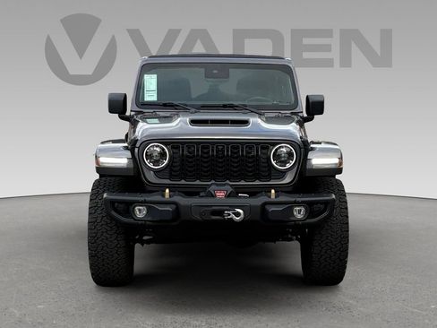 Used 2025 Jeep Wrangler Unlimited Rubicon 392 image 24