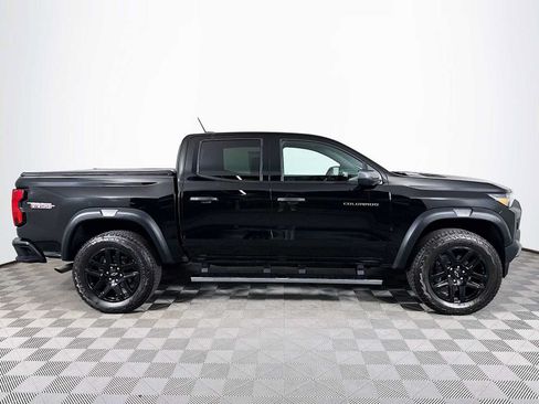 Used 2025 Chevrolet Colorado Trail Boss AWD/4WD image 4