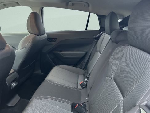 Used 2024 Subaru Crosstrek 2.0i Premium image 32