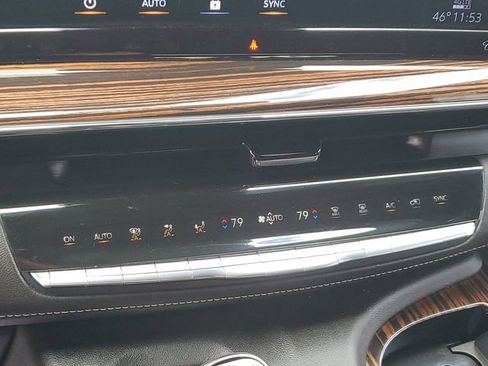 Certified 2024 Cadillac Escalade ESV Premium Luxury w/ LPO, Floor Liner Package AWD/4WD image 17