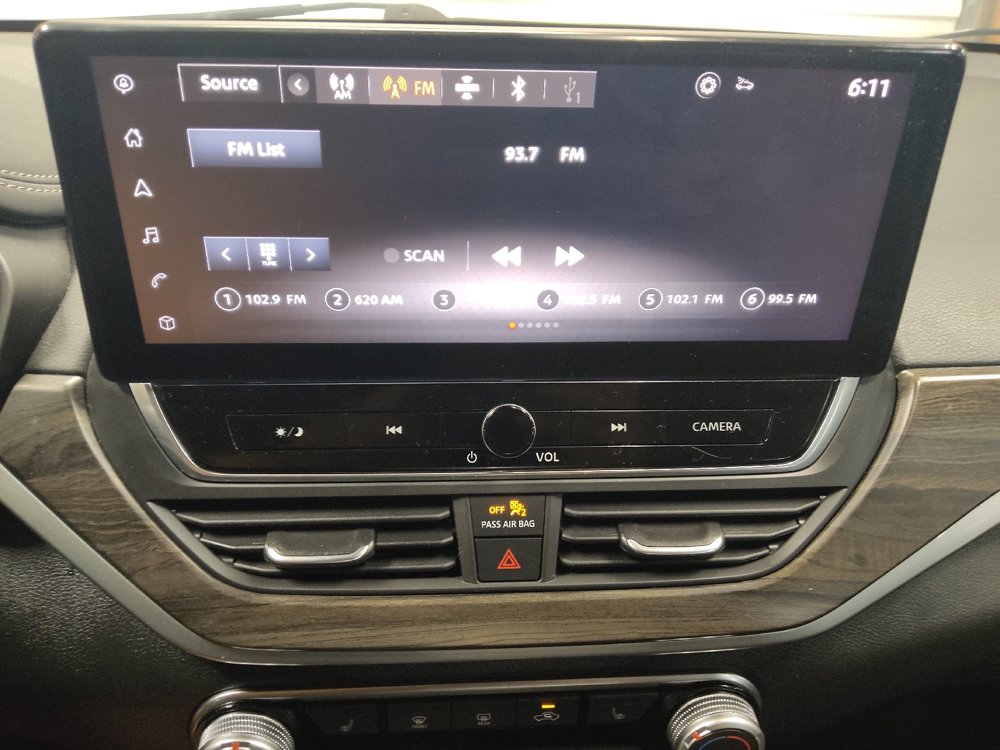 Used 2024 Nissan Altima 2.5 SV w/ SV Premium Package FWD image 25