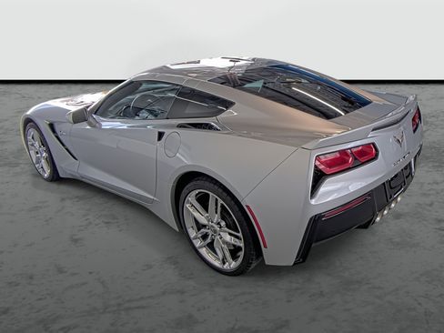 Used 2016 Chevrolet Corvette Stingray Coupe w/ 2LT Preferred Equipment Group RWD image 11