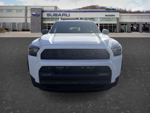 Used 2025 Toyota 4Runner TRD Off-Road Premium image 2