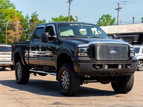 Used 2007 Ford F250 Harley-Davidson AWD/4WD image 3