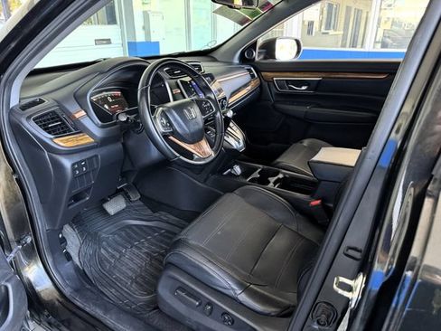 Used 2018 Honda CR-V Touring image 17