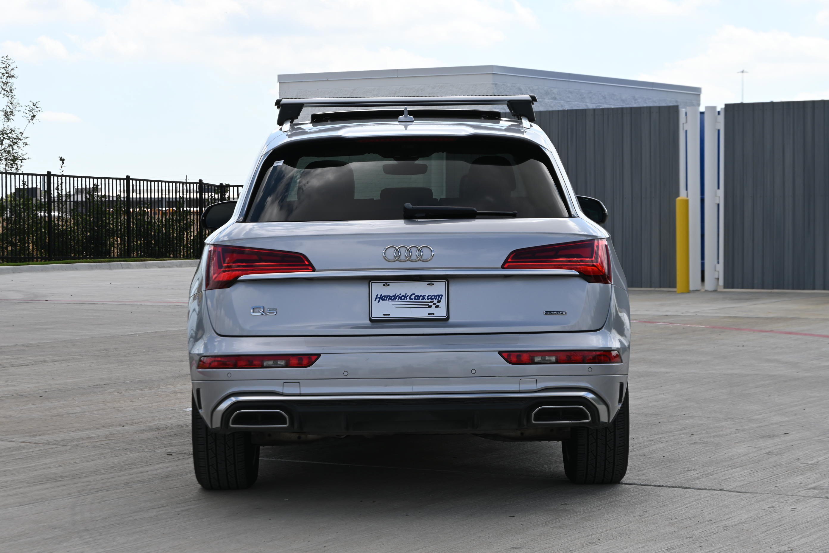 Used 2022 Audi Q5 2.0T Premium Plus w/ Premium Plus Package AWD/4WD image 8