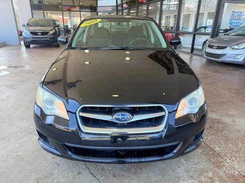 Used 2009 Subaru Legacy 2.5i Special Edition image 2