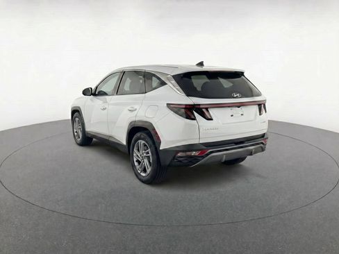 Used 2025 Hyundai Tucson SE AWD/4WD image 36