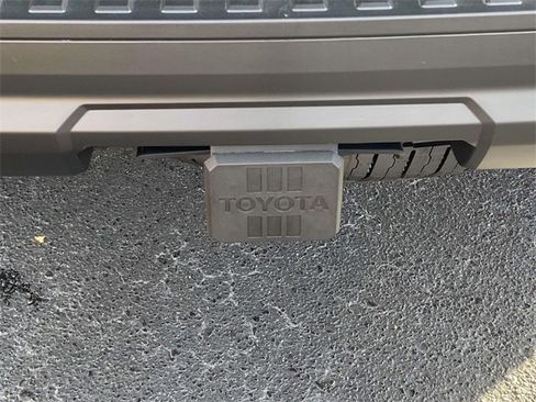 Used 2025 Toyota 4Runner TRD Off-Road image 9