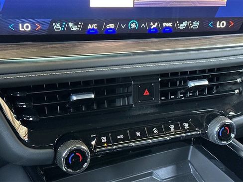 New 2025 Chevrolet Tahoe Premier image 23