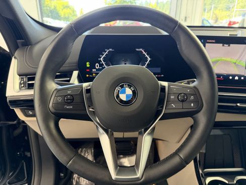 Used 2025 BMW X1 xDrive28i w/ Premium Package AWD/4WD image 16
