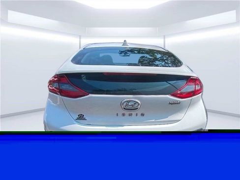Used 2019 Hyundai Ioniq Limited FWD image 3
