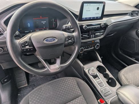 Used 2025 Ford Escape Active AWD/4WD image 14