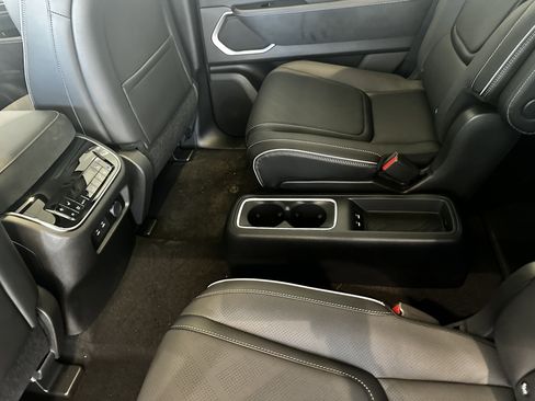 New 2026 INFINITI QX80 Luxe w/ Cargo Package image 12