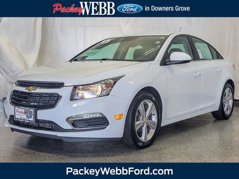 Used 2015 Chevrolet Cruze LT FWD image 1