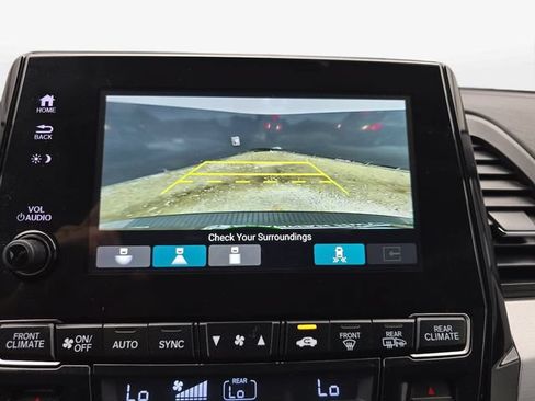 Used 2023 Honda Odyssey Touring image 23