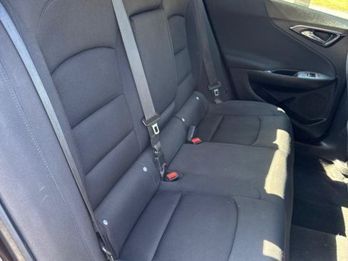 Used 2020 Chevrolet Malibu LT FWD image 19