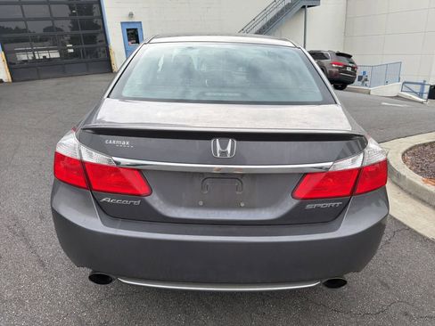 Used 2014 Honda Accord Sport image 9