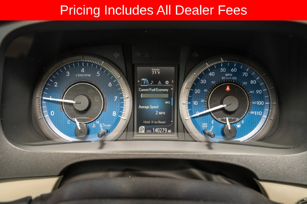 Used 2017 Toyota Sienna XLE FWD image 17