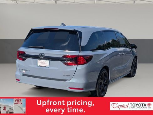 Used 2024 Honda Odyssey Sport image 7