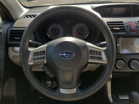 Used 2015 Subaru Forester 2.5i Limited AWD/4WD image 22