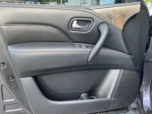 Used 2024 INFINITI QX80 Premium Select w/ Cargo Package AWD/4WD image 17