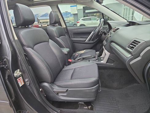 Used 2015 Subaru Forester 2.0XT Premium image 17