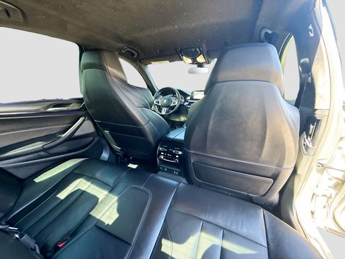 Used 2020 BMW M5 w/ Executive Package image 30