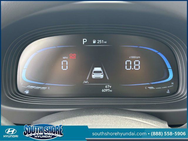 Certified 2025 Hyundai Venue SE FWD image 24
