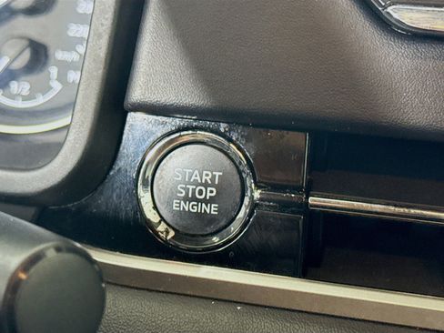 Used 2022 Mitsubishi Outlander SEL Black Edition image 21