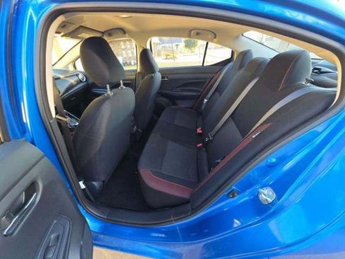 Used 2024 Nissan Versa SR image 5