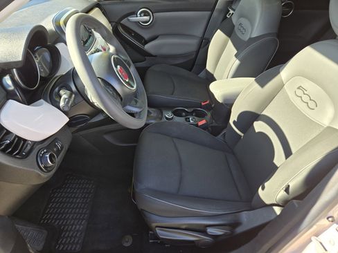 Used 2016 FIAT 500X Easy image 10