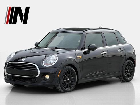 Used 2016 MINI Cooper 4-Door Hardtop image 1