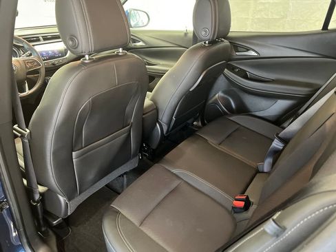 Used 2022 Buick Encore GX Select AWD/4WD image 41