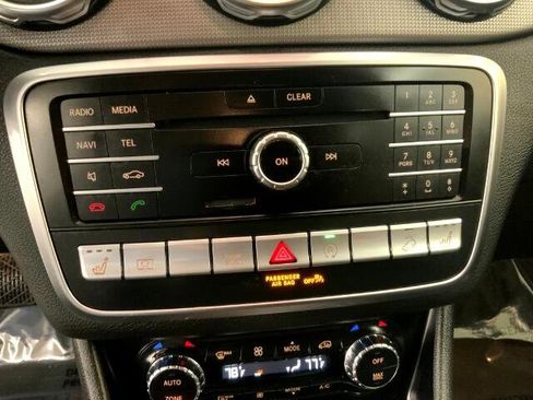 Used 2019 Mercedes-Benz GLA 250 GLA 250 4MATIC SUV image 18