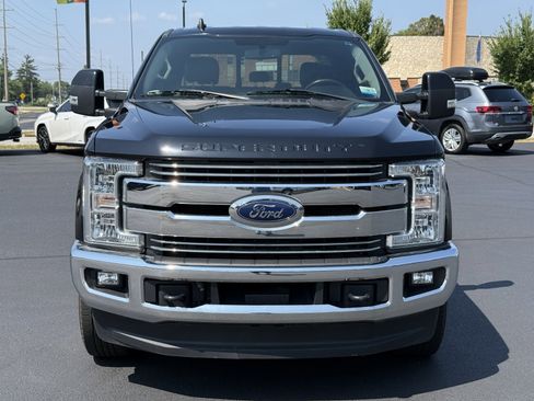 Used 2019 Ford F250 Lariat image 3