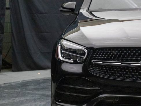 Used 2022 Mercedes-Benz GLC 300 4MATIC image 5