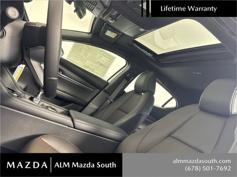 New 2026 MAZDA MAZDA3 2.5 S Hatchback w/ Premium Pkg FWD image 31