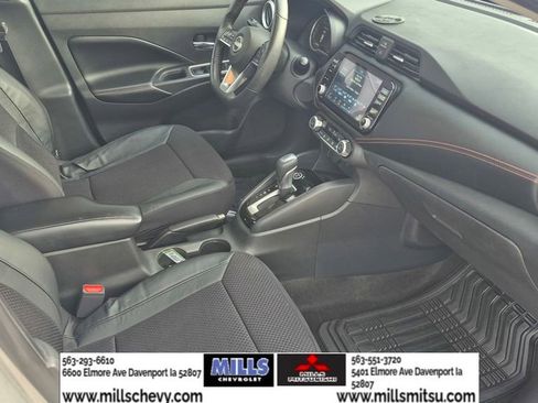 Used 2023 Nissan Versa SR w/ Trunk Package image 16